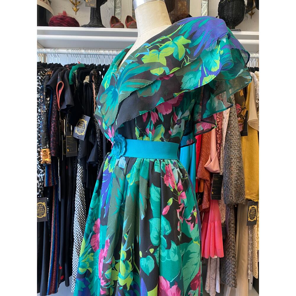 vintage 1980s black floral fit and flare dress, shawl flutter sleeves full skirt - Picture 7 of 10